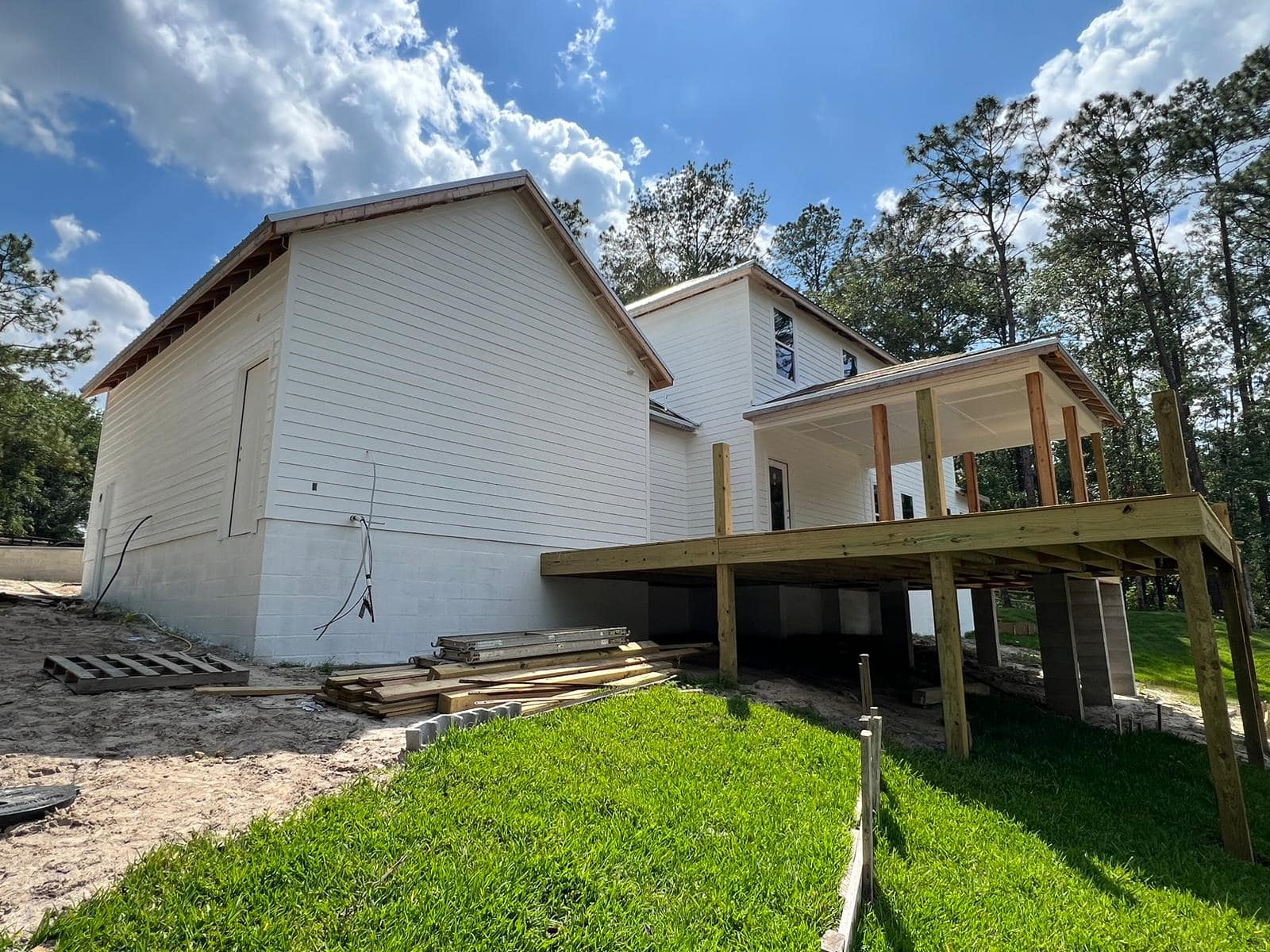 Efficient Roofing and Restoration LLC team in Douglasville, GA - people or person